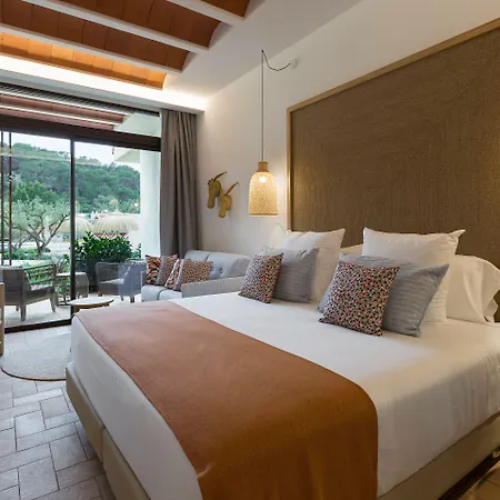 Cala San Miguel Ibiza Resort, Adults Only, Curio Collection By Hilton ホテル