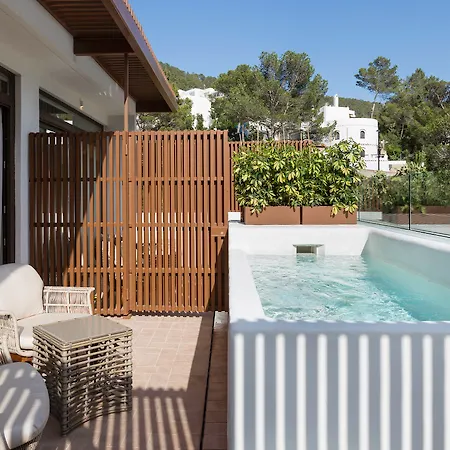 Cala San Miguel Ibiza Resort, Adults Only, Curio Collection By Hilton ホテル