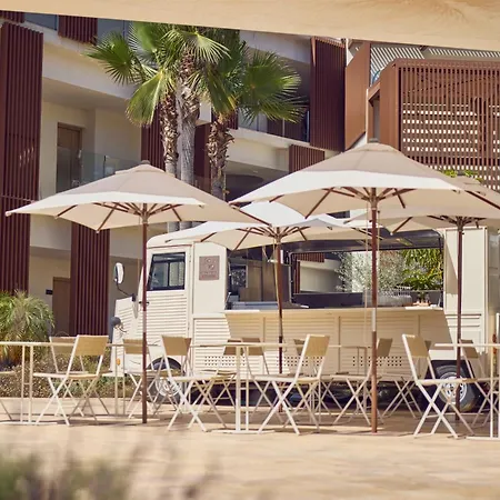 ホテル Cala San Miguel Ibiza Resort, Adults Only, Curio Collection By Hilton