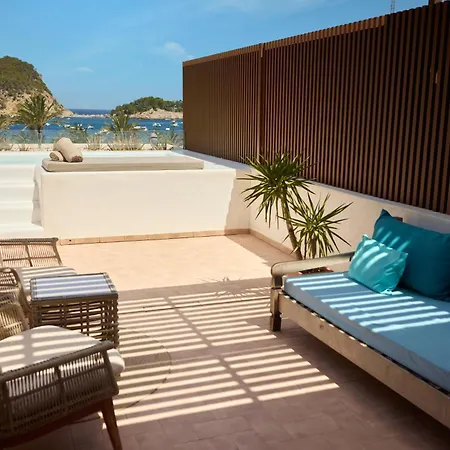 Cala San Miguel Ibiza Resort, Adults Only, Curio Collection By Hilton ホテル