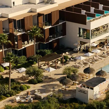 Cala San Miguel Ibiza Resort, Adults Only, Curio Collection By Hilton ホテル Port de Sant Miguel