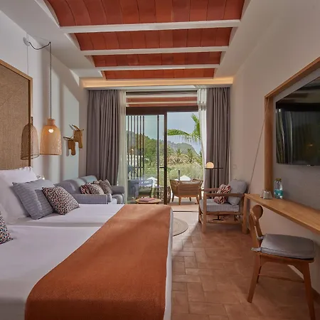 Cala San Miguel Ibiza Resort, Adults Only, Curio Collection By Hilton 5* Port de Sant Miguel