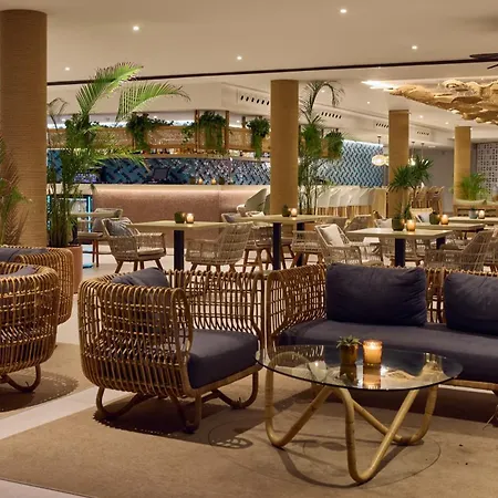 Cala San Miguel Ibiza Resort, Adults Only, Curio Collection By Hilton 酒店