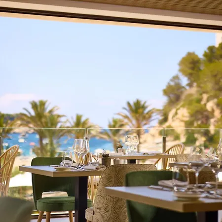 酒店 Cala San Miguel Ibiza Resort, Adults Only, Curio Collection By Hilton