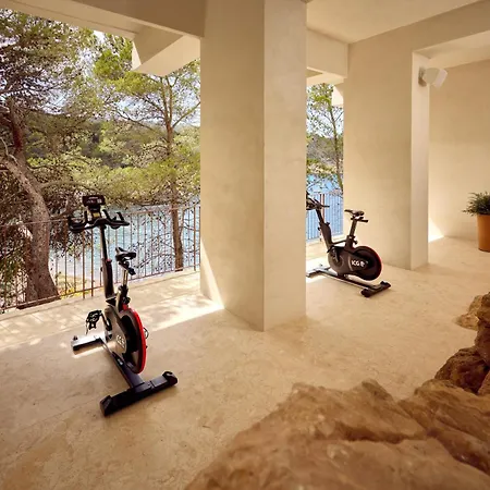 Cala San Miguel Ibiza Resort, Adults Only, Curio Collection By Hilton 酒店